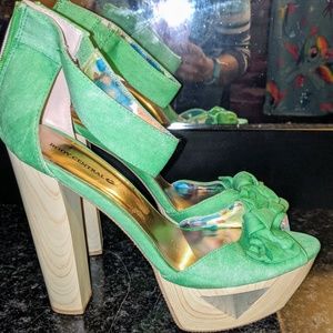 Body Central Green Heels